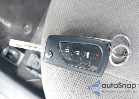 2020 Toyota Corolla Le z USA, uszkodzony, nr VIN 5YFEPRAE0LP111822